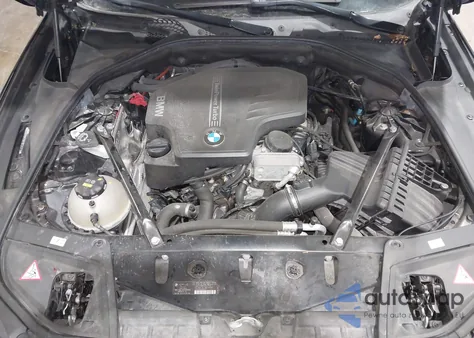 2015 BMW 528I xDrive z USA, uszkodzony, nr VIN WBA5A7C58FD624713